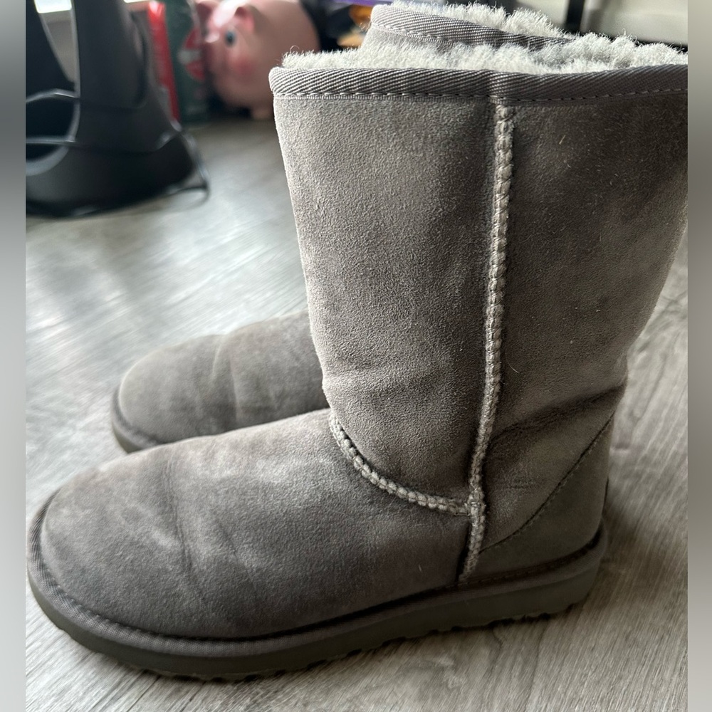 UGG classic short II boots